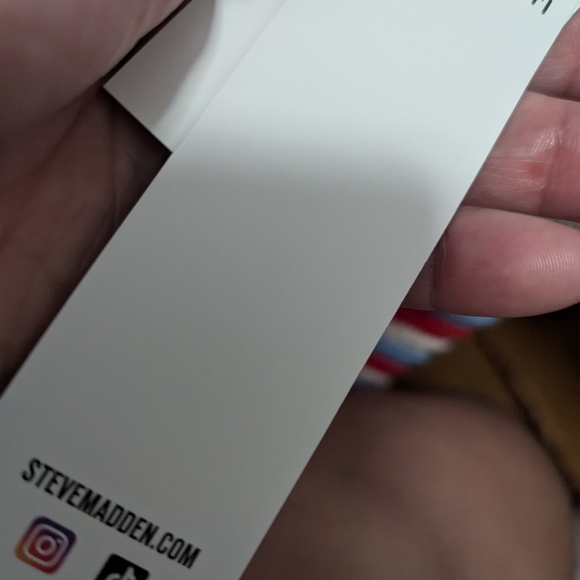 Colorful Knit Wave Pattern Shorts - Picture 4 of 4